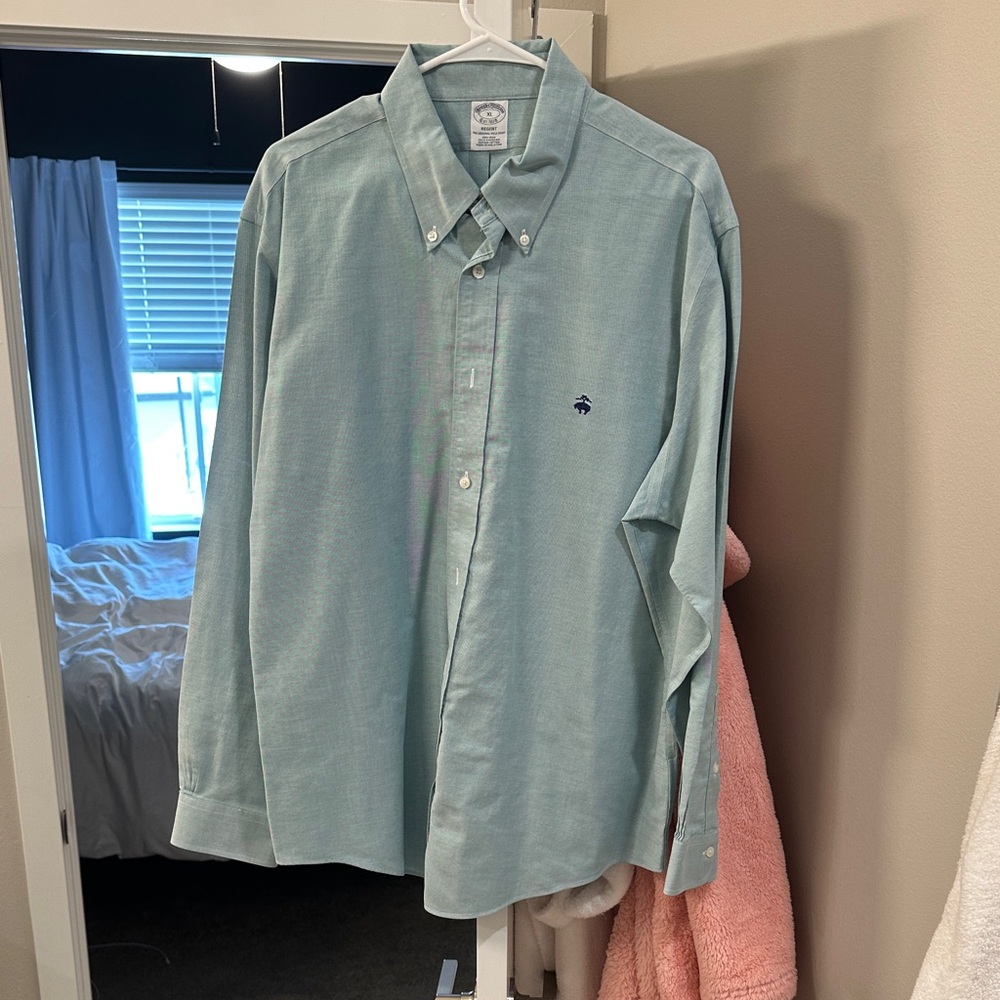 Brooks Brothers Mint Green Casual Button-Down Shirt